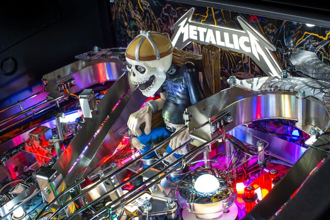 Stern Pinball x Metallica Remastered - 2024 Premium Model, 